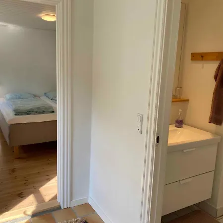 Holiday home Idyllically Located Wooden House By The Forest, 2