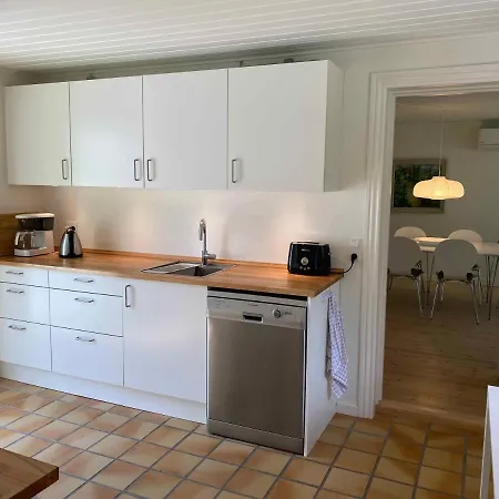 Idyllically Located Wooden House By The Forest, 2 Holiday home *