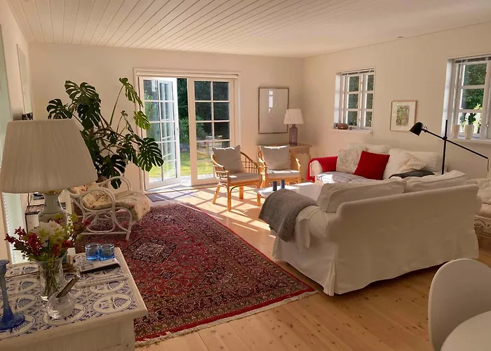 Holiday home Idyllically Situated Wooden House By The Forest